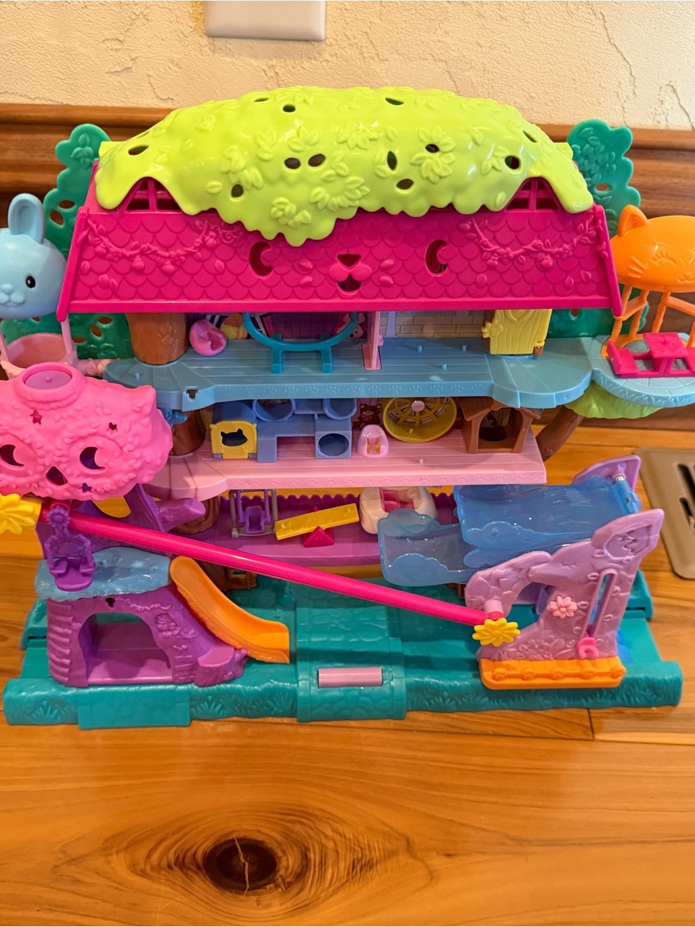 Polly pocket tree house